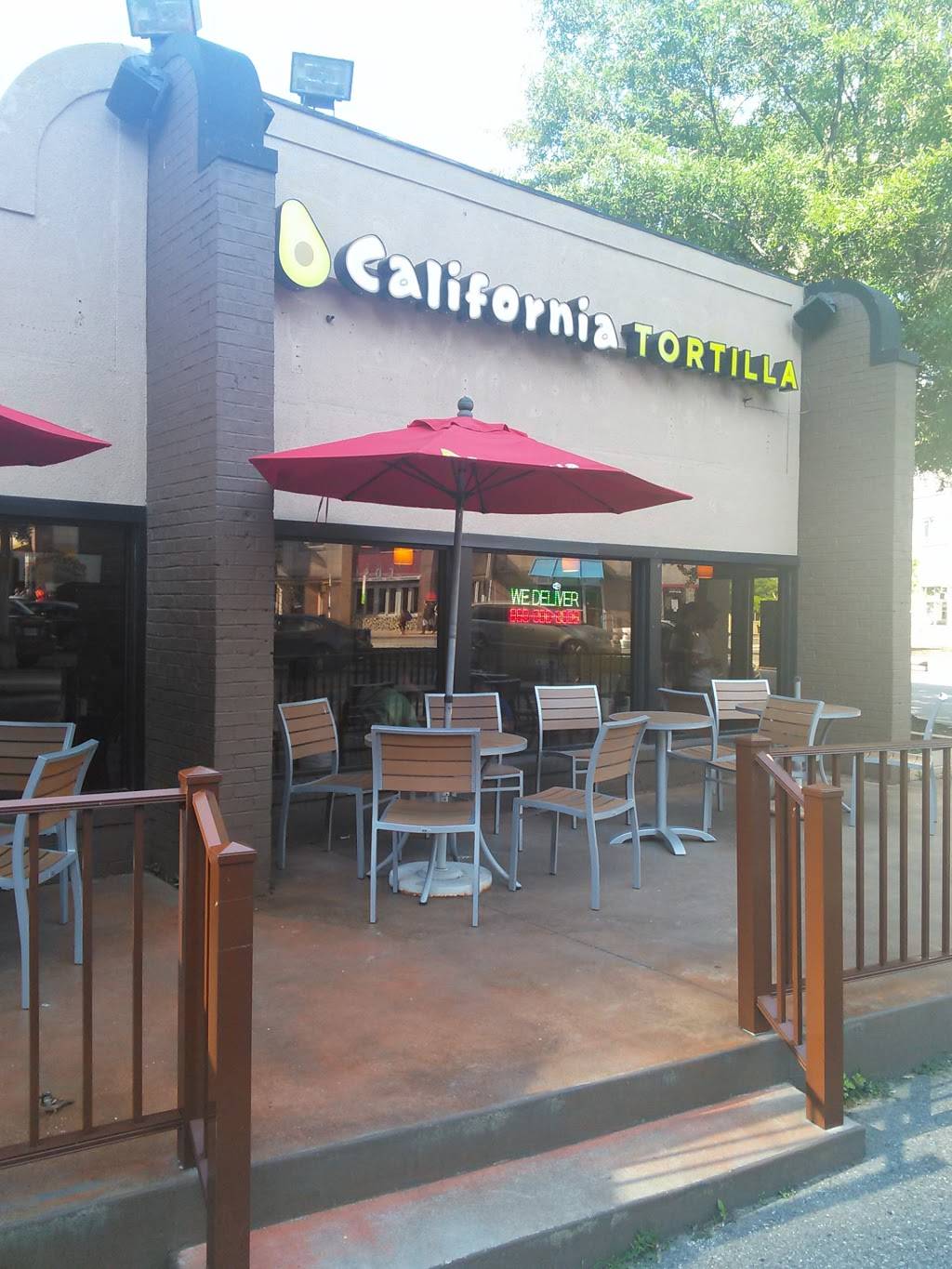 California Tortilla | restaurant | 2057 Wilson Blvd, Arlington, VA 22201, USA | 7032434151 OR +1 703-243-4151