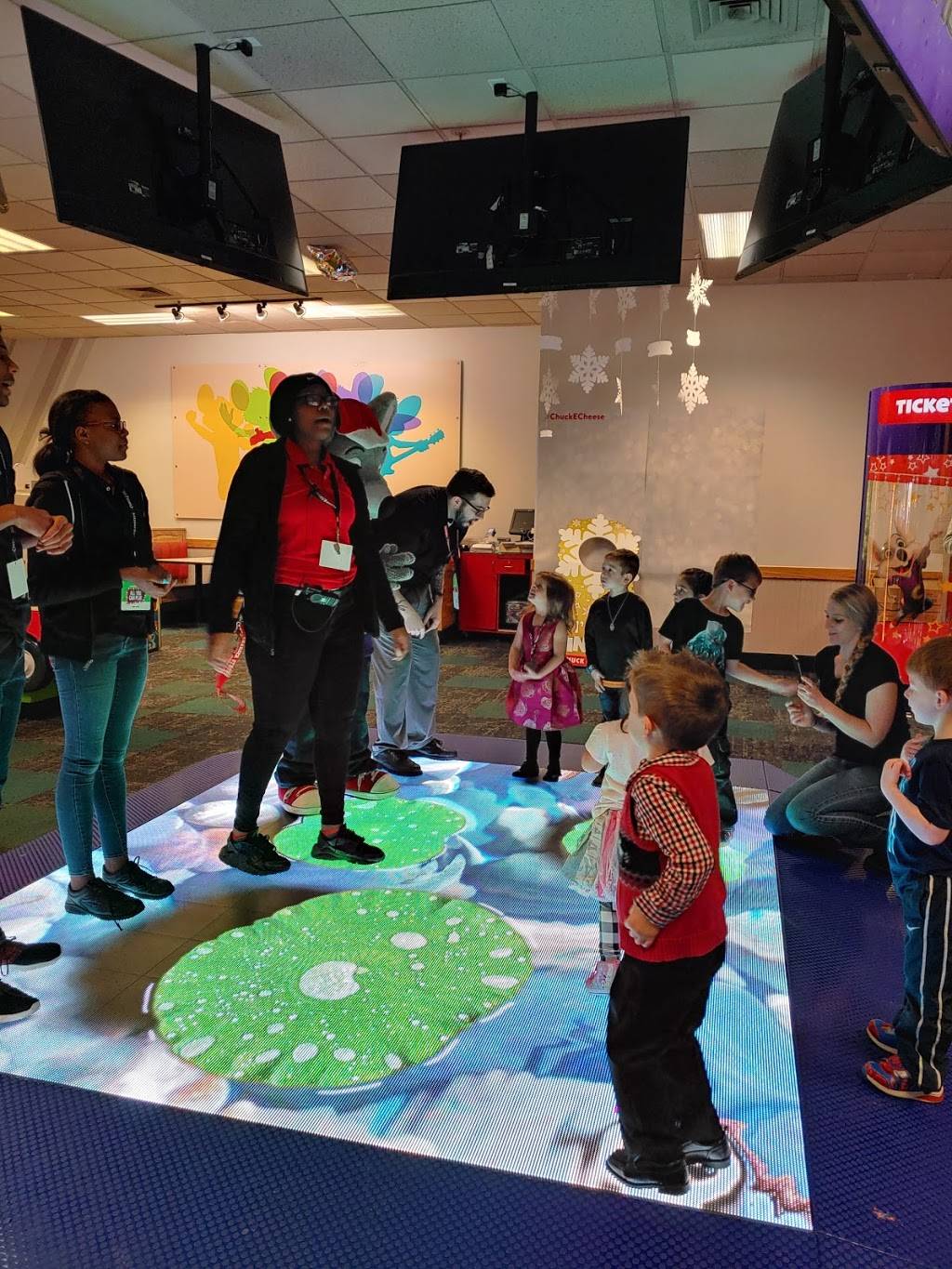 Chuck E. Cheese | restaurant | 7108 S Memorial Dr, Tulsa, OK 74133, USA | 9182529662 OR +1 918-252-9662