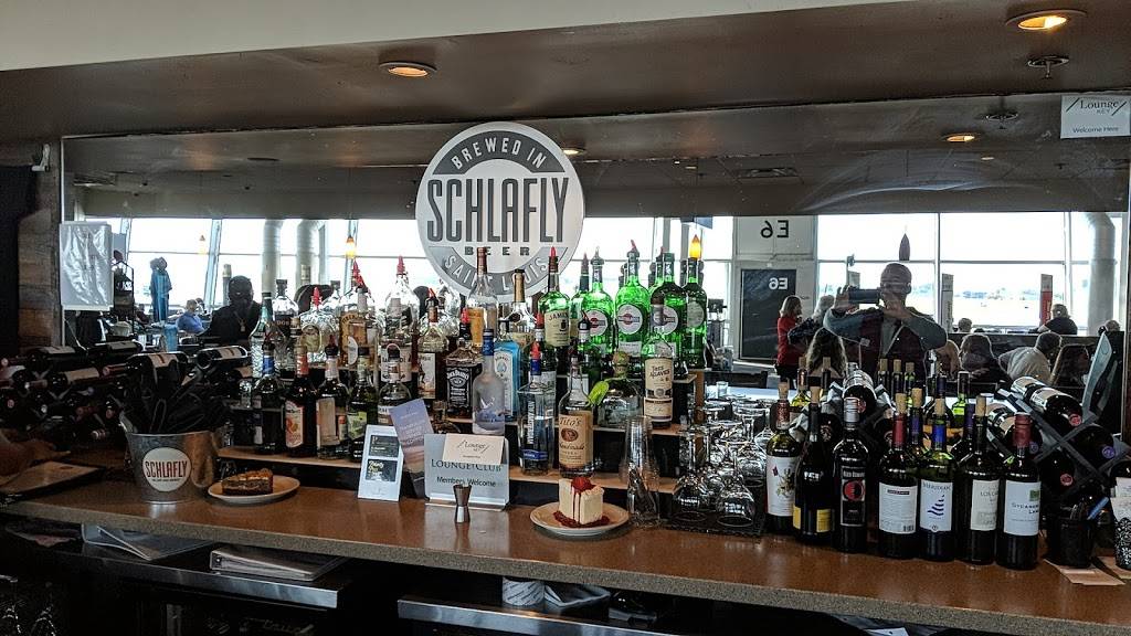 The Pasta House Co and Schlafly Beer | restaurant | STL Terminal 2, St. Louis, MO 63145, USA | 3147389363 OR +1 314-738-9363