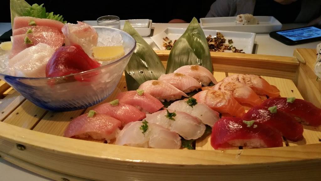 Katsuya Brentwood | night club | 11777 San Vicente Blvd, Los Angeles, CA 90049, USA | 3102376174 OR +1 310-237-6174