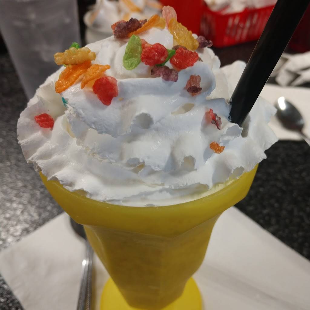 Good Truckin Diner | restaurant | 1107 S Washington Ave, Lansing, MI 48910, USA | 5172537961 OR +1 517-253-7961