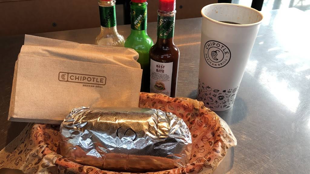 Chipotle Mexican Grill | restaurant | 11513 Regency Village Dr, Orlando, FL 32821, USA | 3216770187 OR +1 321-677-0187