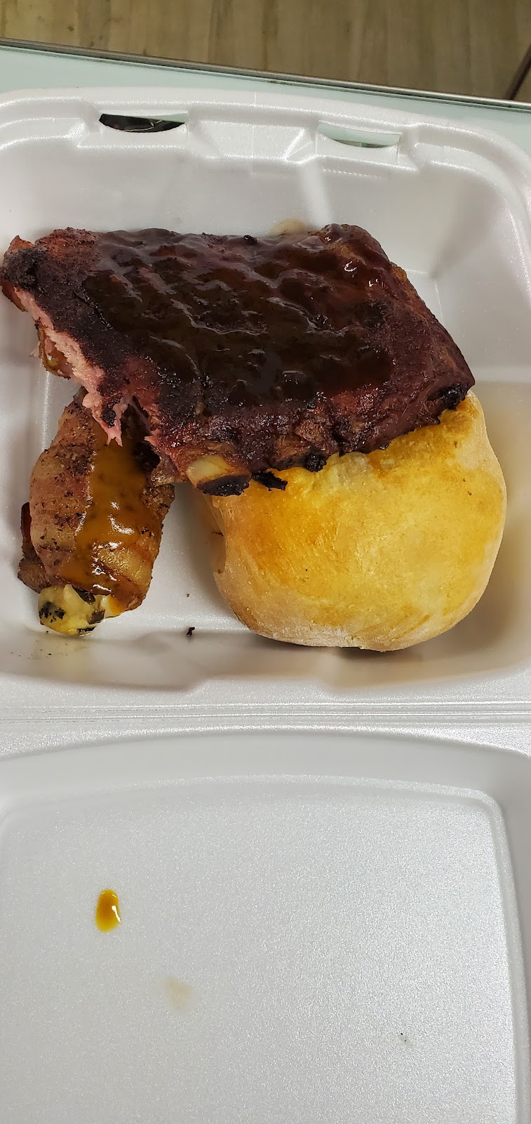 Moink BBQ & Catering | restaurant | 2716 Mahoning Ave, Youngstown, OH 44509, USA | 3305024603 OR +1 330-502-4603