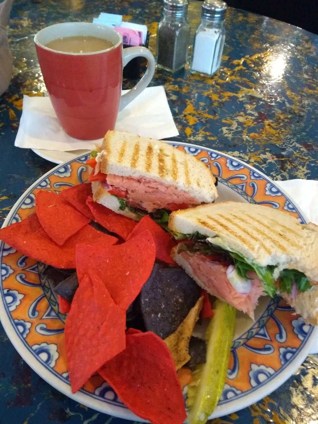 Fedora Bistro cafe | restaurant | 2633 Main St, Lawrence Township, NJ 08648, USA | 6098950844 OR +1 609-895-0844