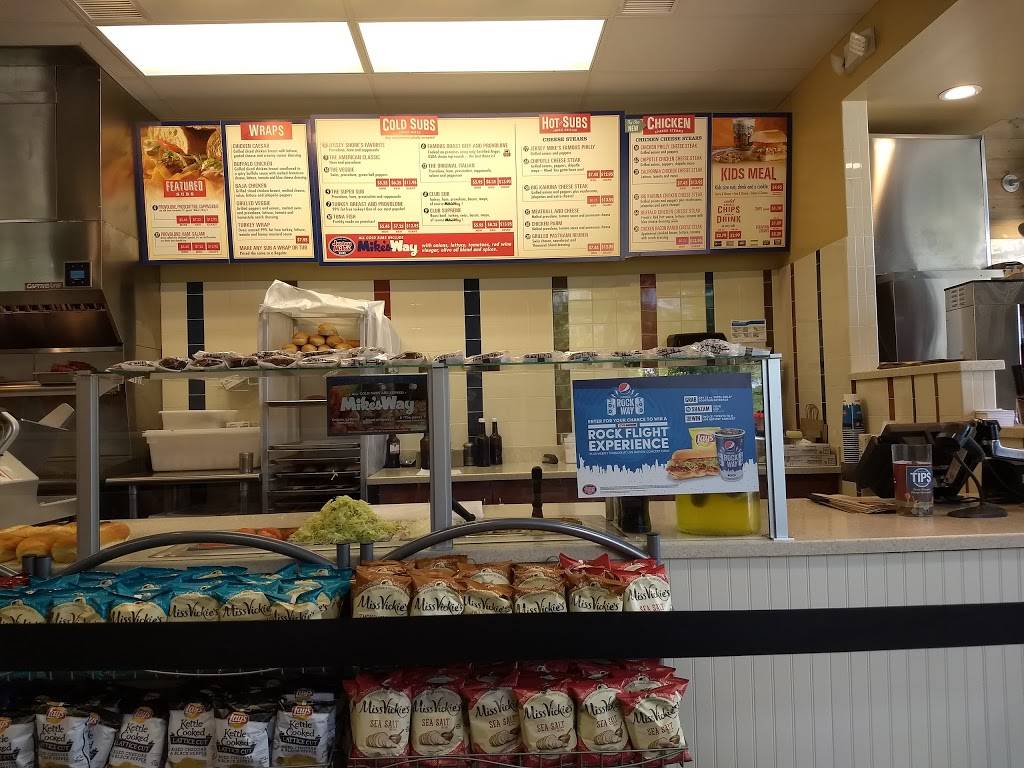 Jersey Mikes Subs | restaurant | 5250-G Port Royal Rd, Springfield, VA 22151, USA | 7039927478 OR +1 703-992-7478