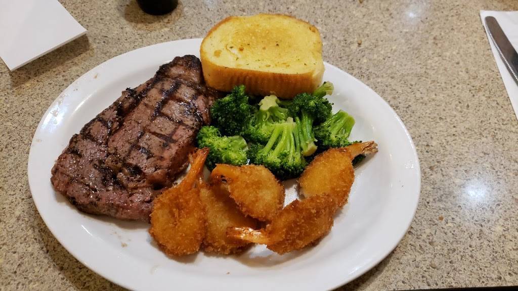 Country Pride | restaurant | 4124 V18 Rd, Brooklyn, IA 52211, USA | 6415224569 OR +1 641-522-4569