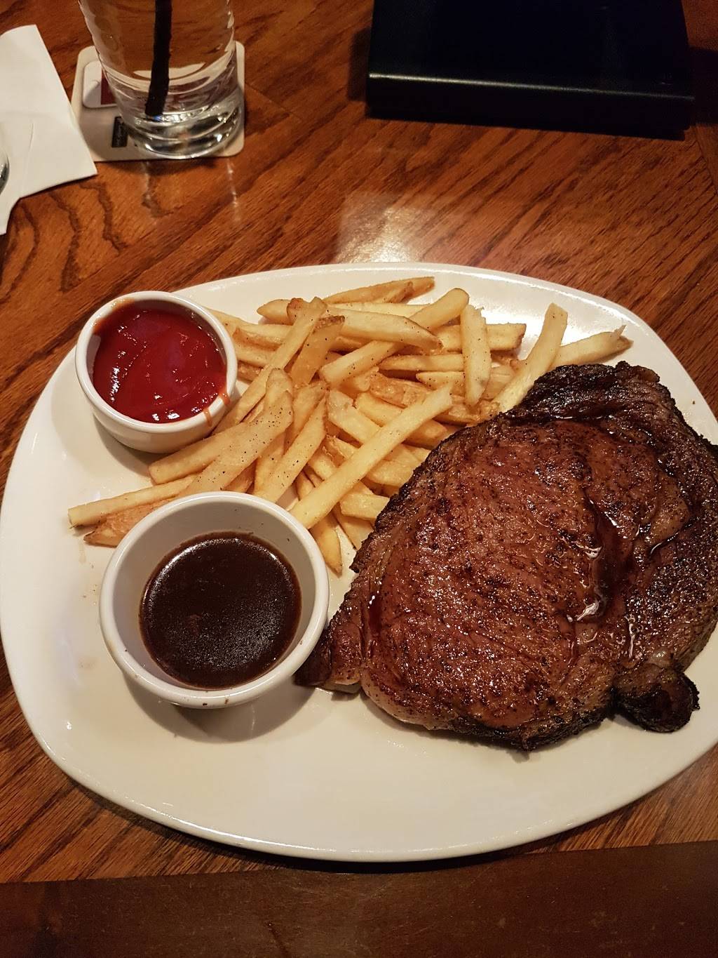 Outback Steakhouse | restaurant | 181 N Sunrise Ave, Roseville, CA 95661, USA | 9167726060 OR +1 916-772-6060