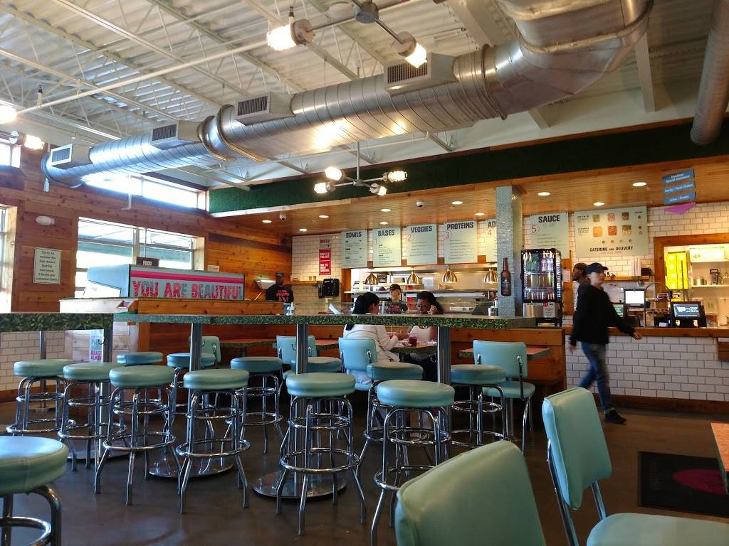 Fresh Kitchen | restaurant | 4447 4th St N #2, St. Petersburg, FL 33704, USA | 7278358991 OR +1 727-835-8991