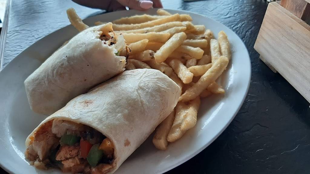 Chasers Bar & Grill | restaurant | 1300 King St E, Oshawa, ON L1H 8J4, Canada | 9052401988 OR +1 905-240-1988