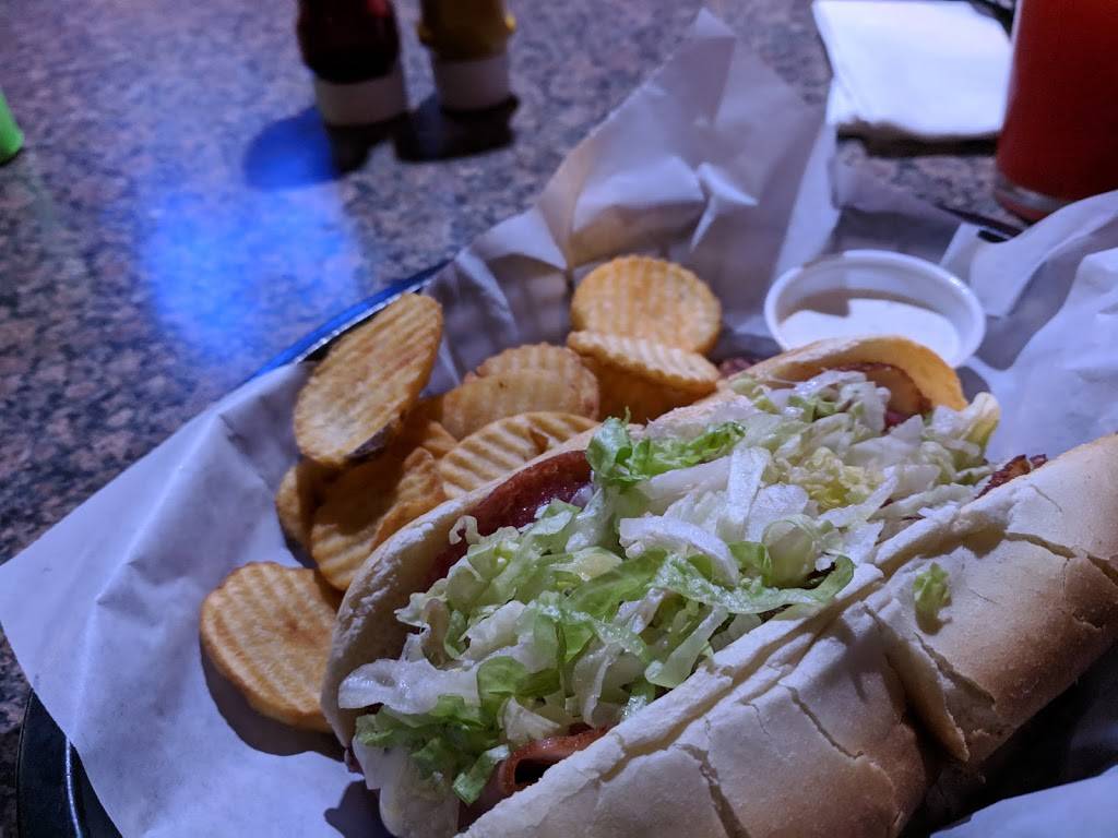 Yankee Clipper | restaurant | 312 SW Maple St #2915, Ankeny, IA 50023, USA | 5159649484 OR +1 515-964-9484