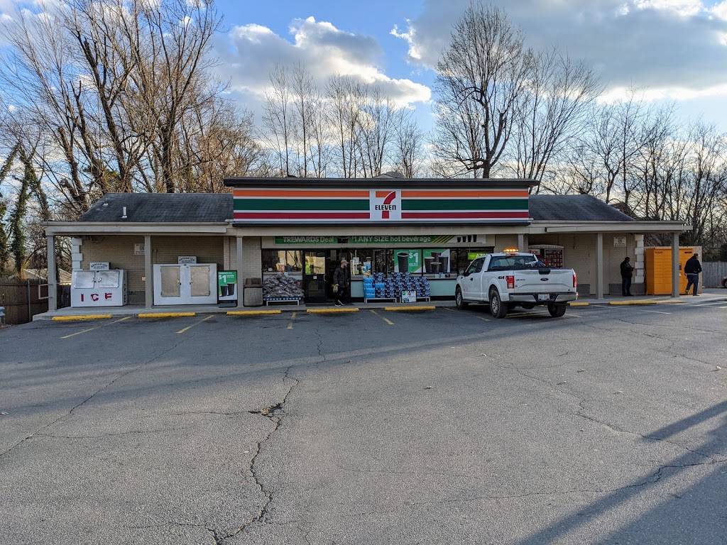 7-Eleven | bakery | 3338 Gallows Rd, Annandale, VA 22003, USA | 7038768923 OR +1 703-876-8923