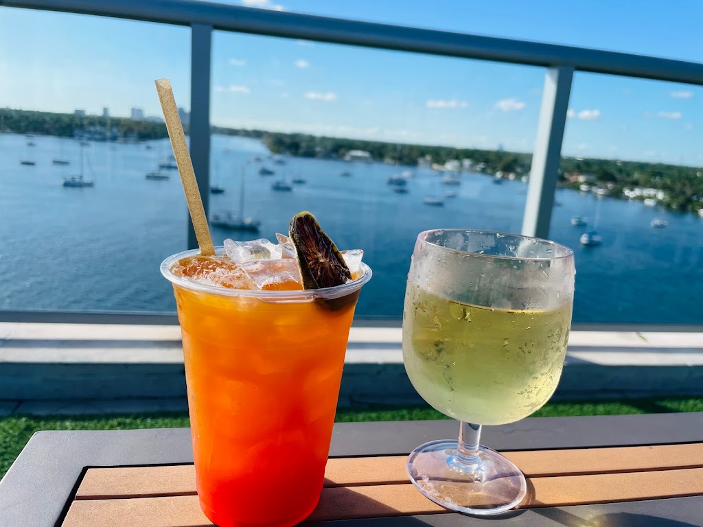 Sunset Club | Rooftop Bar & Lounge | restaurant | 777 N Ocean Dr, Hollywood, FL 33019, USA | 7547640311 OR +1 754-764-0311