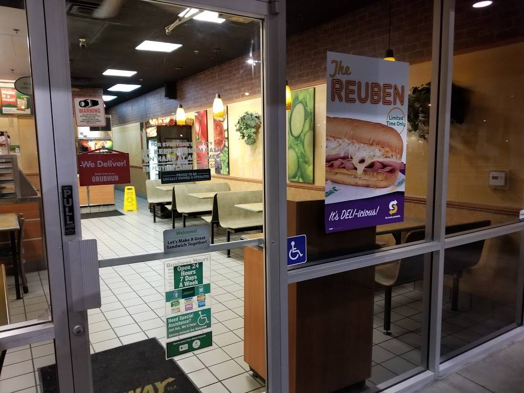 Subway | meal takeaway | 5546 Camino Al Norte Suite 7, North Las Vegas, NV 89031, USA | 7026579425 OR +1 702-657-9425