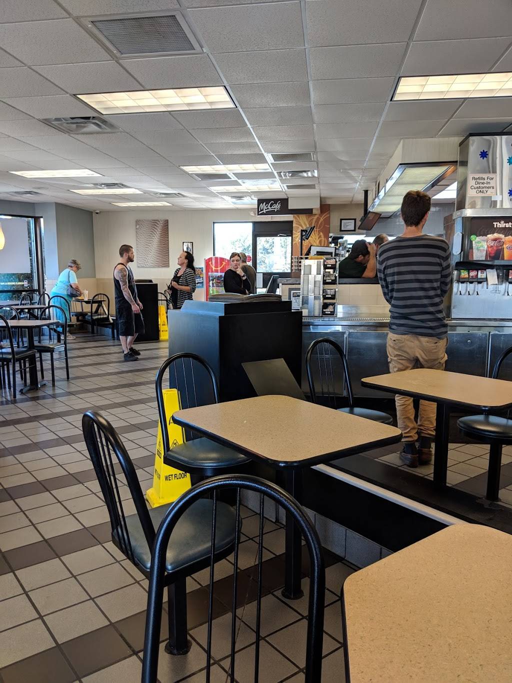 McDonalds | cafe | 2801 E Gulf to Lake Hwy, Inverness, FL 34453, USA | 3523444080 OR +1 352-344-4080