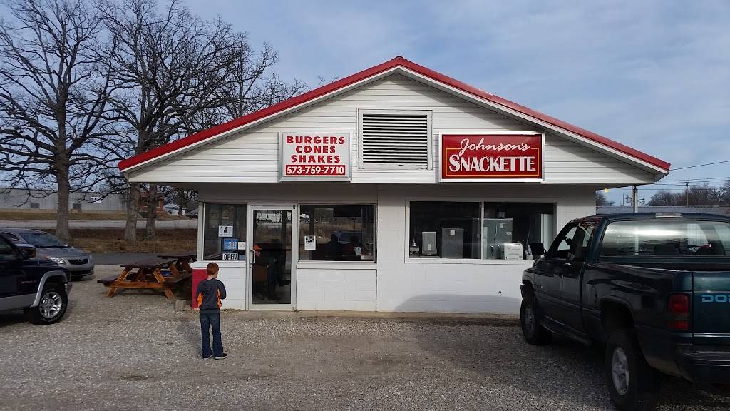 Johnsons Snackette | restaurant | 711 W 5th St, Dixon, MO 65459, USA | 5737597710 OR +1 573-759-7710
