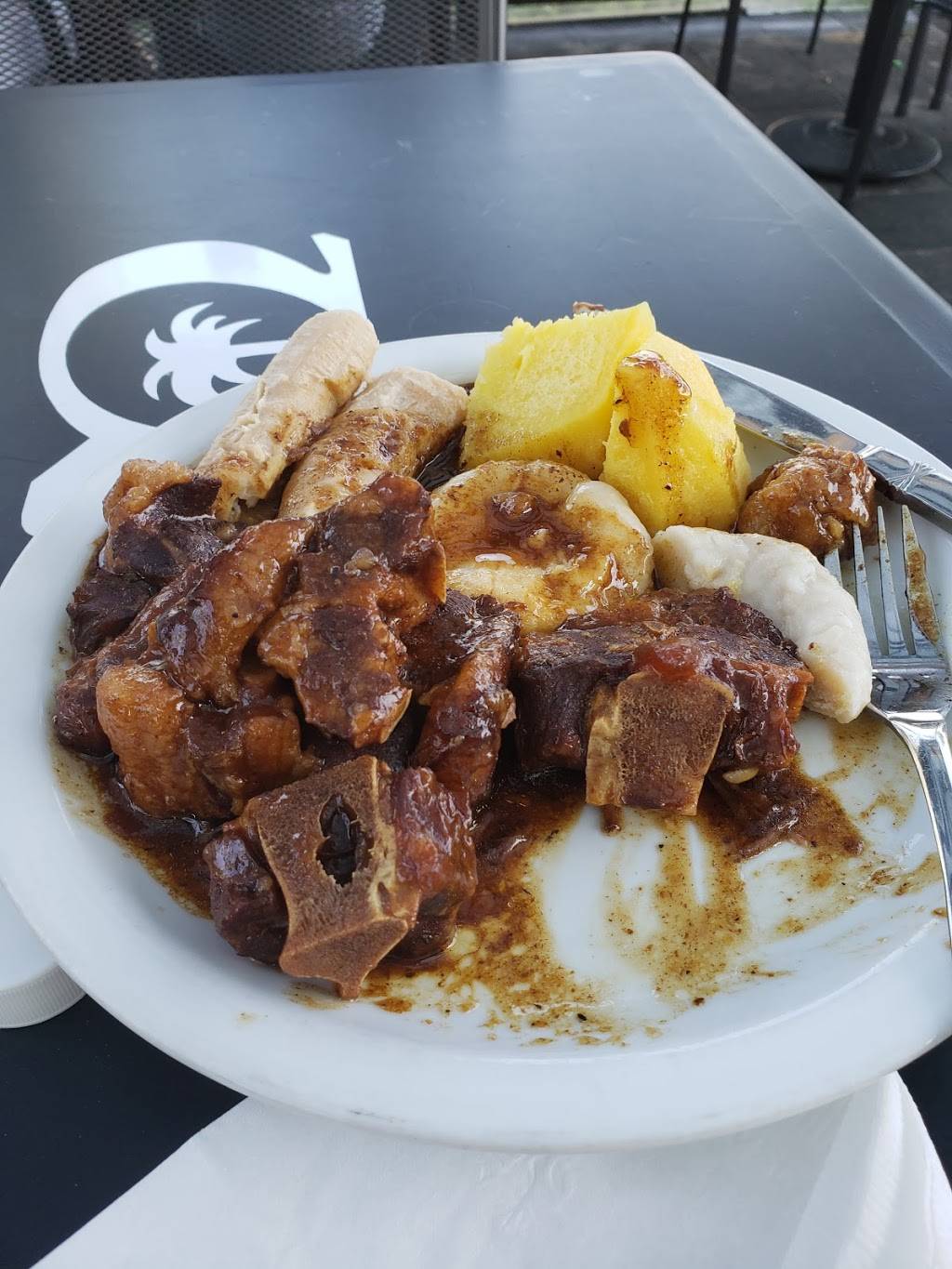 Niceys Eatery | restaurant | 2290 Markham Rd, Scarborough, ON M1B 2W4, Canada | 4163219991 OR +1 416-321-9991