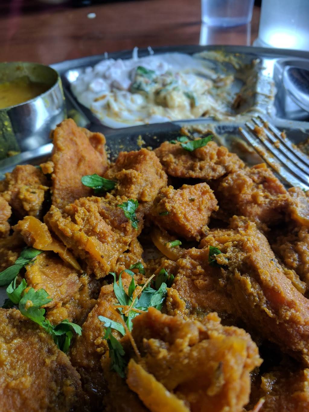 Saravanaa Bhavan | restaurant | 3720 Mowry Ave, Fremont, CA 94538, USA | 5107917755 OR +1 510-791-7755