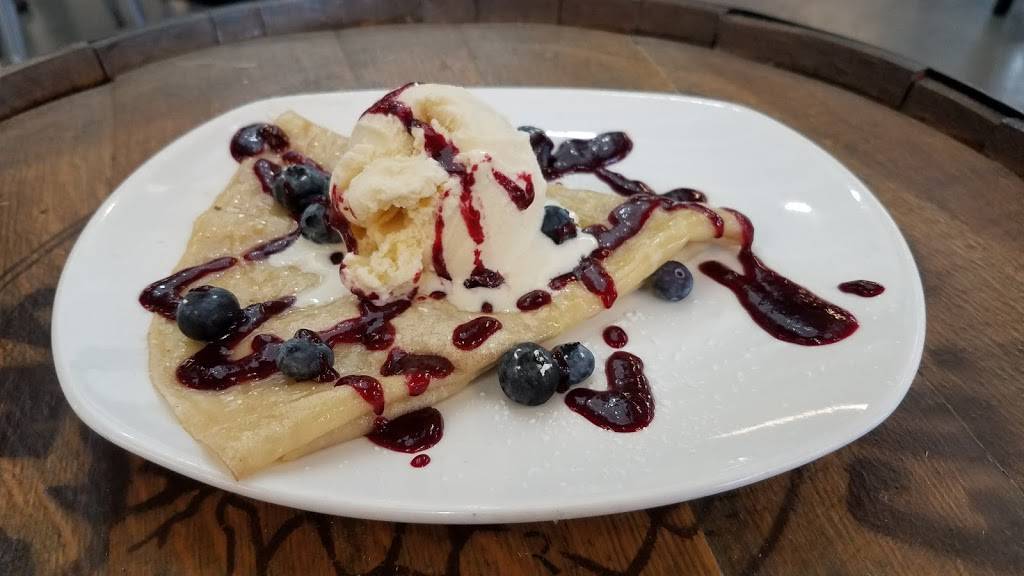 Crepes & Co TC | restaurant | 329 E State St a, Traverse City, MI 49684, USA | 2315909221 OR +1 231-590-9221