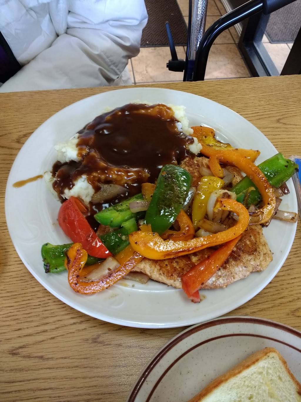 L. Georges Coney Island | restaurant | 26799 Greenfield Rd, Southfield, MI 48076, USA | 2485598600 OR +1 248-559-8600