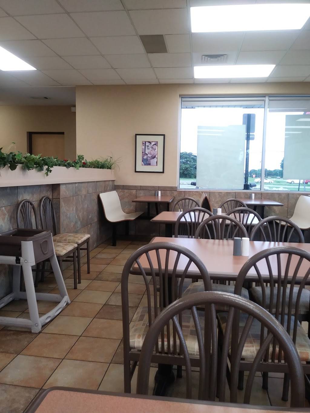 Jacks | restaurant | 3041 AL-20, Decatur, AL 35601, USA | 2563515002 OR +1 256-351-5002