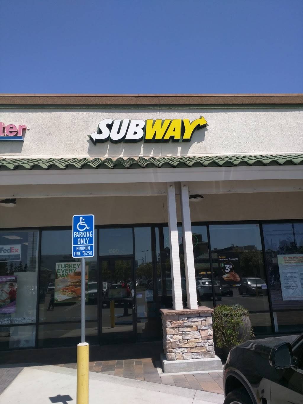 Subway Restaurants | restaurant | 1590-C Rosecrans Ave, Manhattan Beach, CA 90266, USA | 3106439233 OR +1 310-643-9233