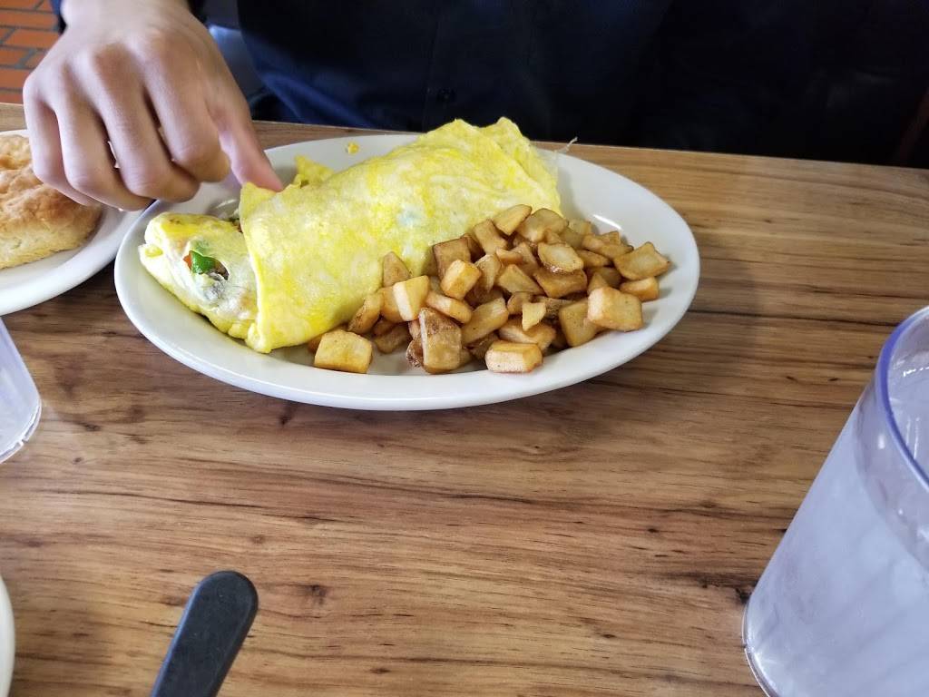 Lizards Thicket Restaurant | restaurant | 501 Knox Abbott Dr, Cayce, SC 29033, USA | 8037910314 OR +1 803-791-0314