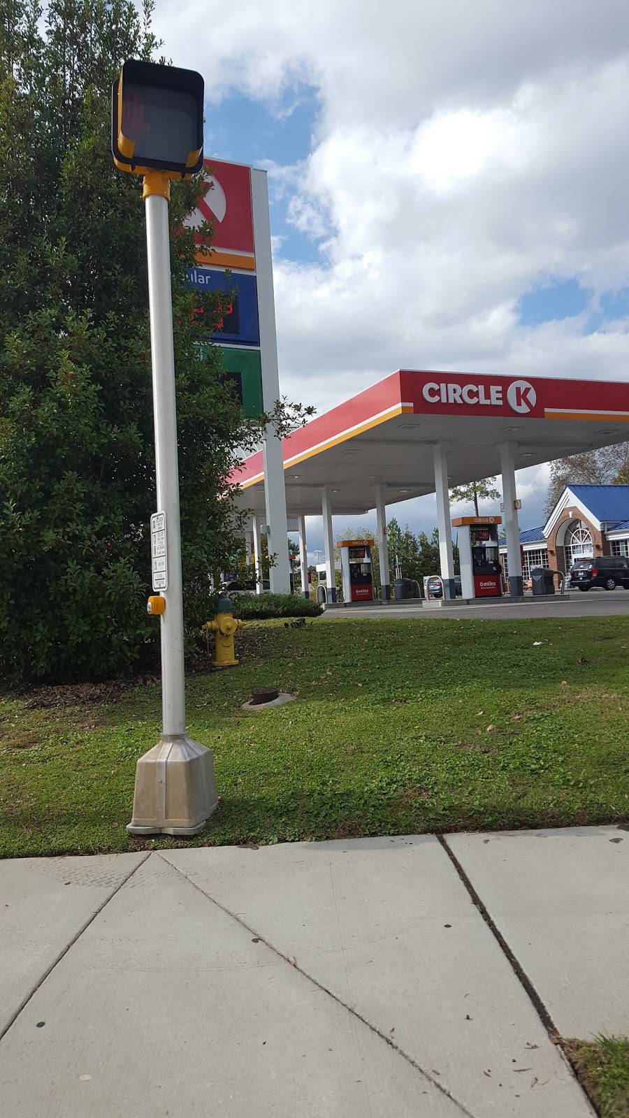 Kangaroo Express | meal takeaway | 5336 Cliffdale Rd, Fayetteville, NC 28314, USA | 9104871704 OR +1 910-487-1704