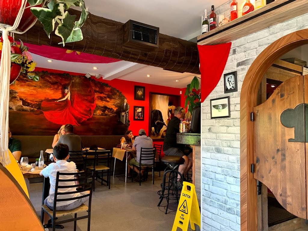 Patio Andaluz | restaurant | 5 Lock St, St. Catharines, ON L2N 5B4, Canada | 9059359000 OR +1 905-935-9000