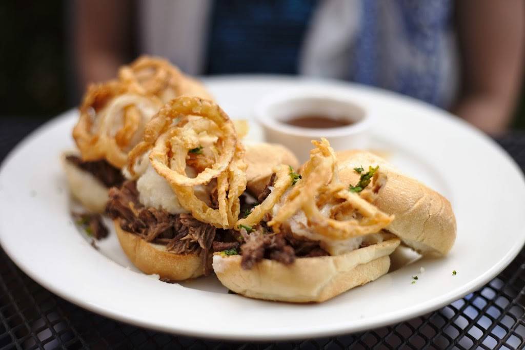 Blackbird Gastropub | restaurant | 575 S University Blvd, Norman, OK 73069, USA | 4059285555 OR +1 405-928-5555