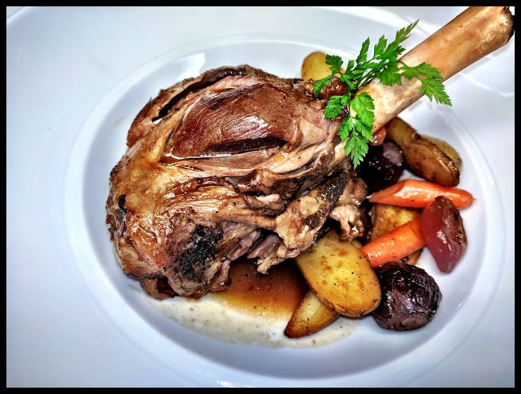 Dinos Backstage | restaurant | 287 N Keswick Ave, Glenside, PA 19038, USA | 2158842000 OR +1 215-884-2000