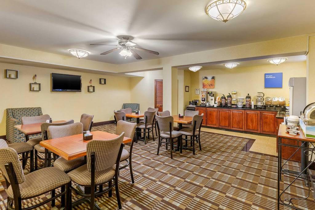 Comfort Inn Red Horse | restaurant | 998 W Patrick St, Frederick, MD 21703, USA | 3016620281 OR +1 301-662-0281