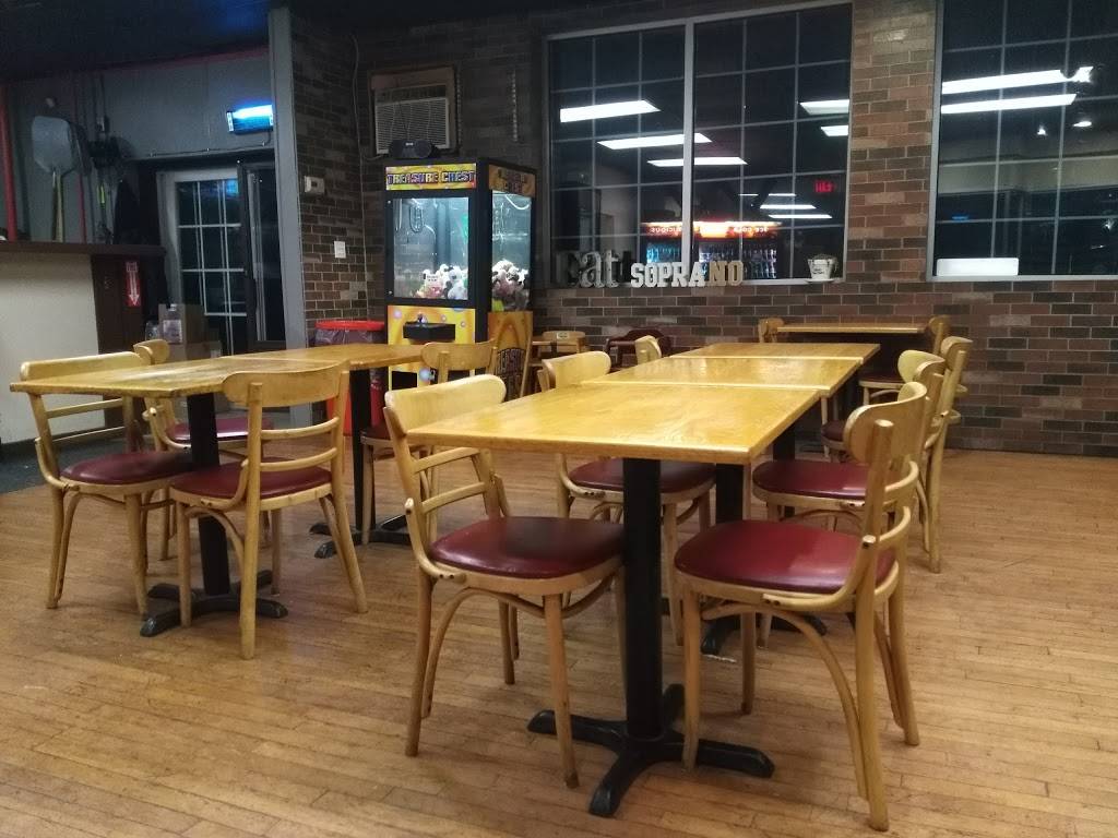 Sopranos Pizzeria | restaurant | 23 Main St, Nashua, NH 03064, USA | 6038800443 OR +1 603-880-0443