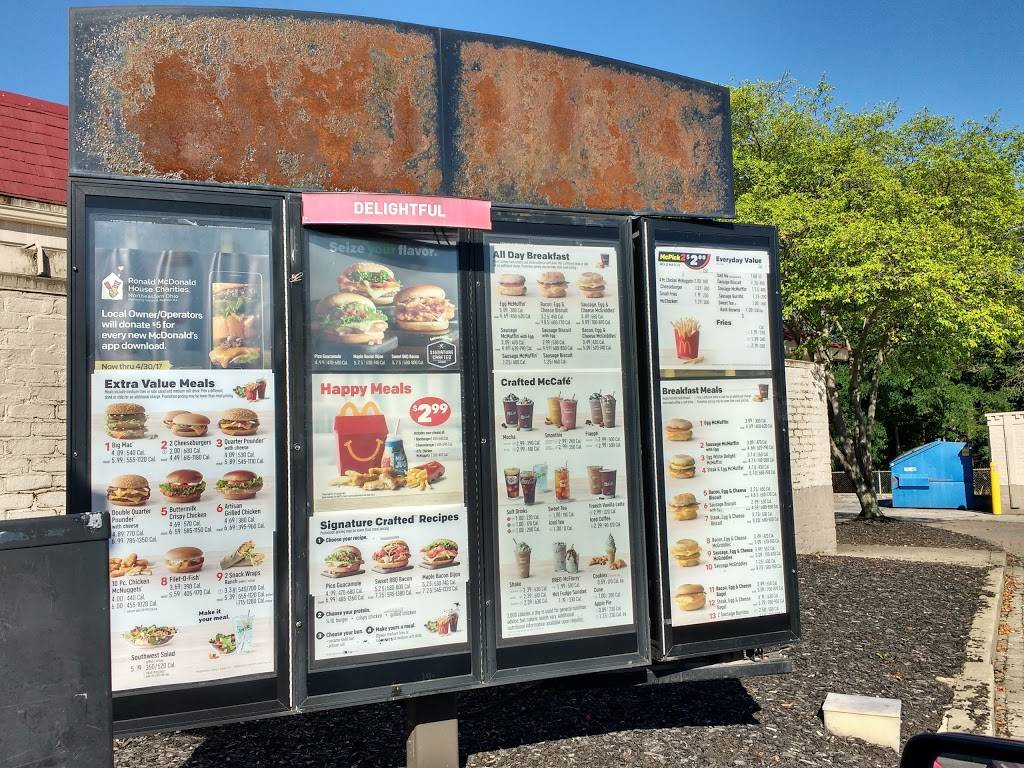 McDonalds | cafe | 20 N Canal St, Newton Falls, OH 44444, USA | 3308721641 OR +1 330-872-1641