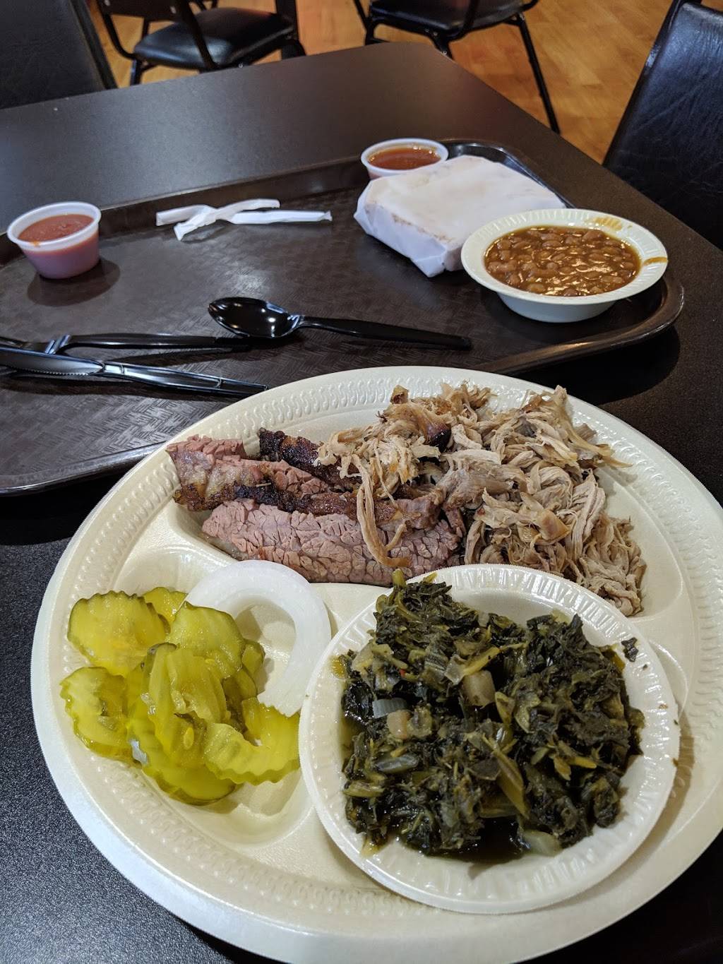 Up in Smoke BBQ | restaurant | I 35 Hwy NW, Hillsboro, TX 76645, USA | 2545820105 OR +1 254-582-0105