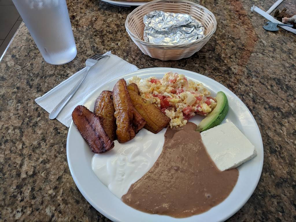 Pupuseria Y Restaurante Salvadoreño | restaurant | 1029 9th St, Greeley, CO 80631, USA | 9703564080 OR +1 970-356-4080