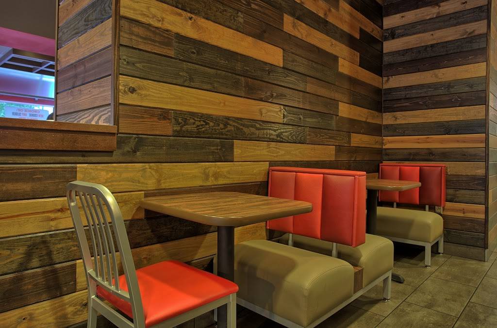 Arbys | restaurant | 34 Peachtree St, Retail 1, Atlanta, GA 30303, USA | 4048933366 OR +1 404-893-3366