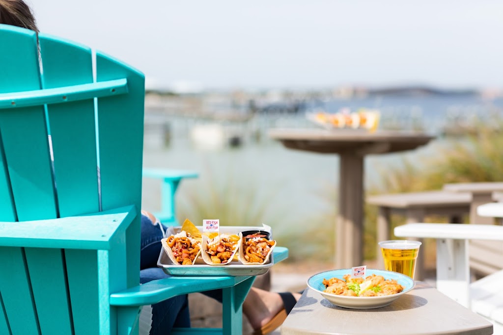 Red Fish Blue Fish Pensacola Beach | restaurant | 5 Via De Luna Dr #B, Pensacola Beach, FL 32561, USA | 8506778899 OR +1 850-677-8899