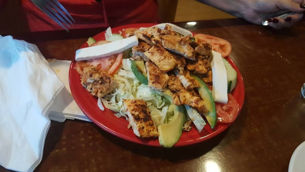 Guanachapis Bar N Grill | restaurant | 154 River St, Waltham, MA 02453, USA | 7818913535 OR +1 781-891-3535