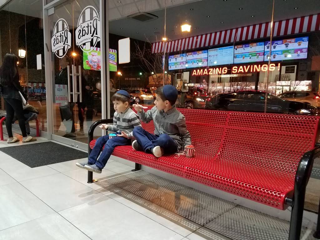 Ritas Italian Ice & Frozen Custard | restaurant | 296 Central Ave, Lawrence, NY 11559, USA | 5162397482 OR +1 516-239-7482