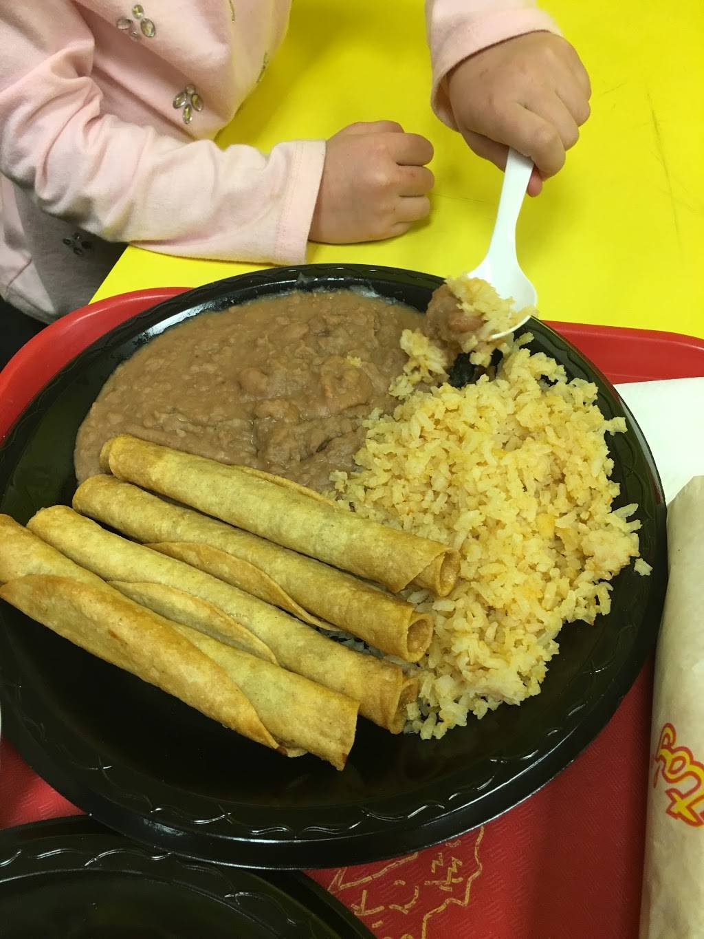 Filibertos Mexican Food | restaurant | 1517 N Gilbert Rd, Gilbert, AZ 85234, USA | 4809262007 OR +1 480-926-2007