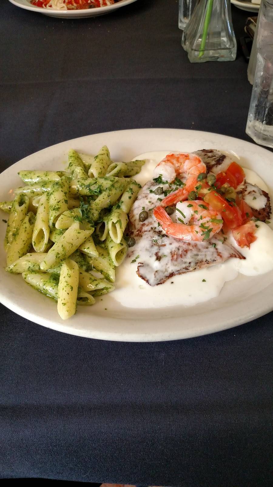 Giuseppe’s Italian Restaurant | restaurant | 6921, 821 N Locust St, Denton, TX 76201, USA | 9403812712 OR +1 940-381-2712