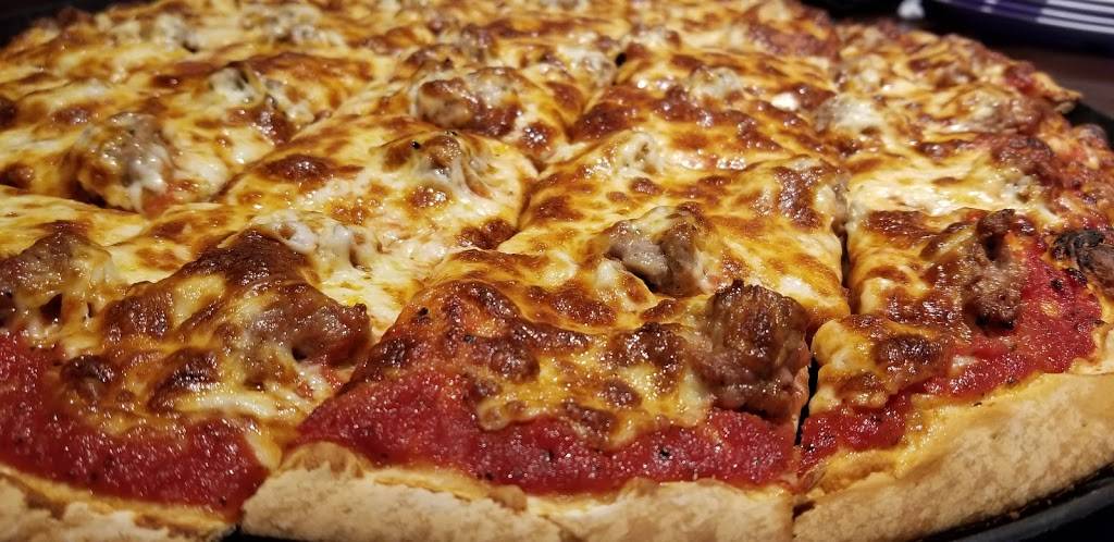 Rosatis Pizza | restaurant | 10755 Broadway, Crown Point, IN 46307, USA | 2192814500 OR +1 219-281-4500