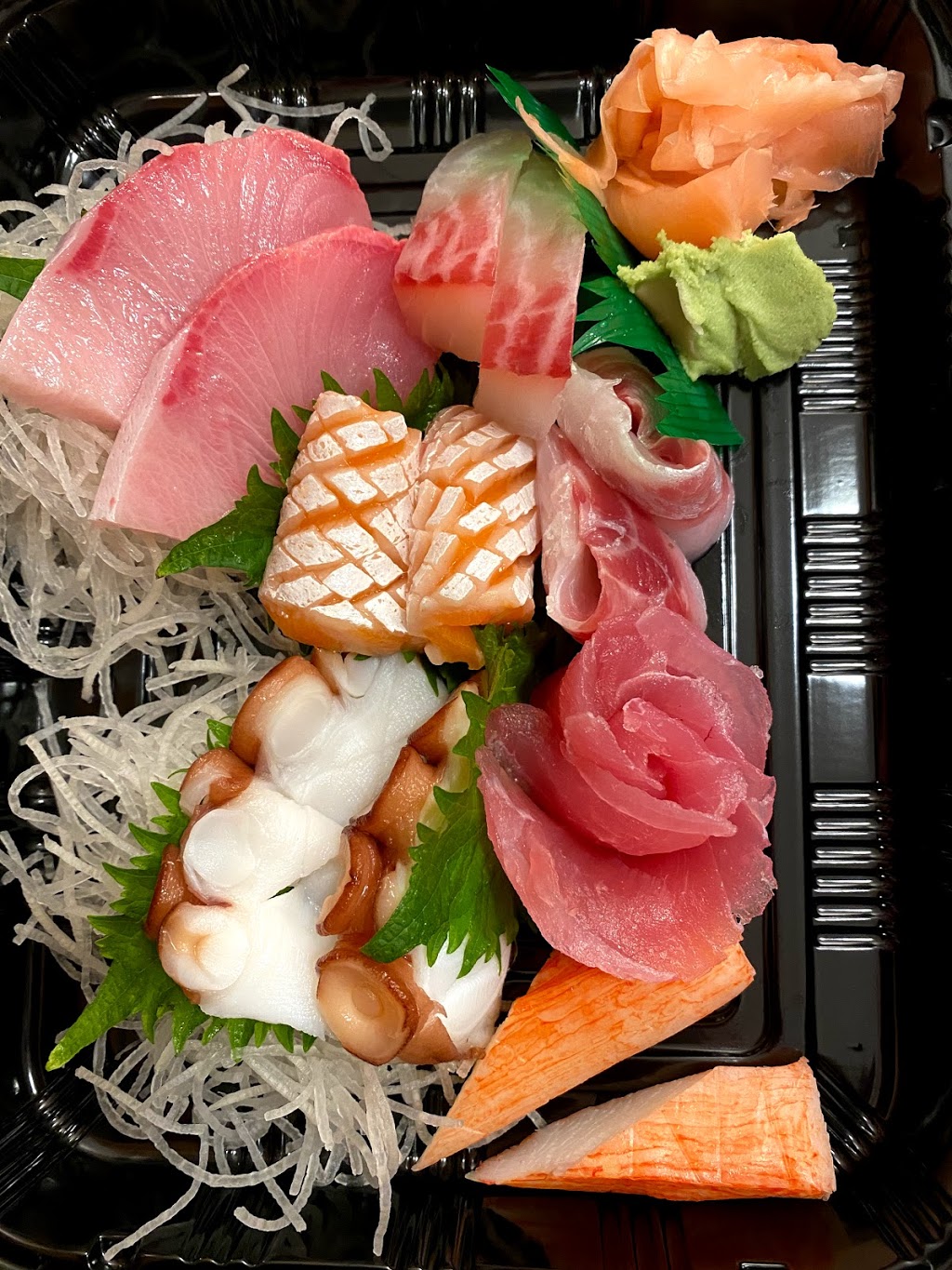 Takarajima Sushi | restaurant | 4674 Cottage Grove Rd, Madison, WI 53716, USA | 6088198890 OR +1 608-819-8890
