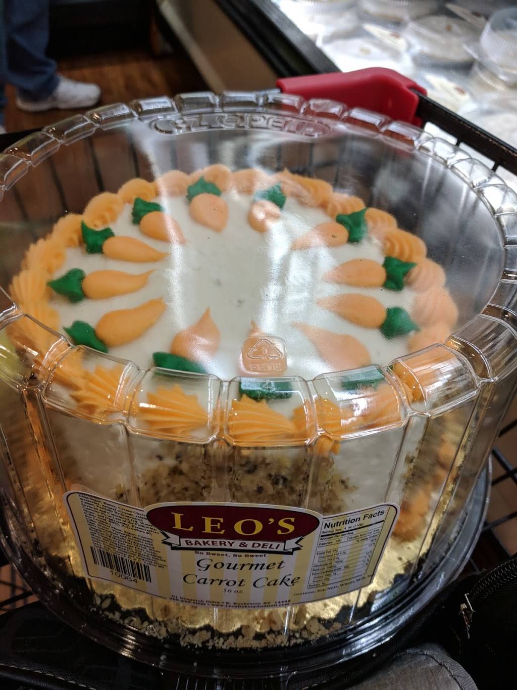 Leos Bakery and Deli | bakery | 101 Despatch Dr, East Rochester, NY 14445, USA | 5852491000 OR +1 585-249-1000