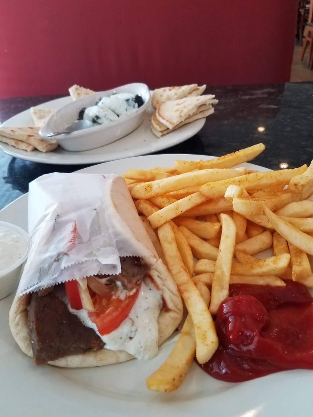 Mad Greek International Cafe | restaurant | 2010 Franklin Terrace Ct, Johnson City, TN 37604, USA | 4233289070 OR +1 423-328-9070