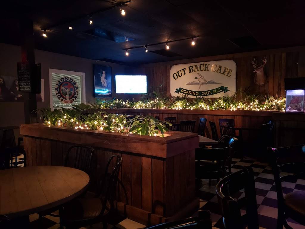 Diamondback Grill | restaurant | 751 Avalon Rd N, Winston-Salem, NC 27104, USA | 3367220006 OR +1 336-722-0006