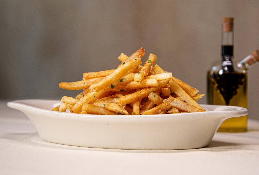 Fontana Di Trevi | restaurant | 34 E Palisade Ave, Englewood, NJ 07631, USA | 2017313184 OR +1 201-731-3184