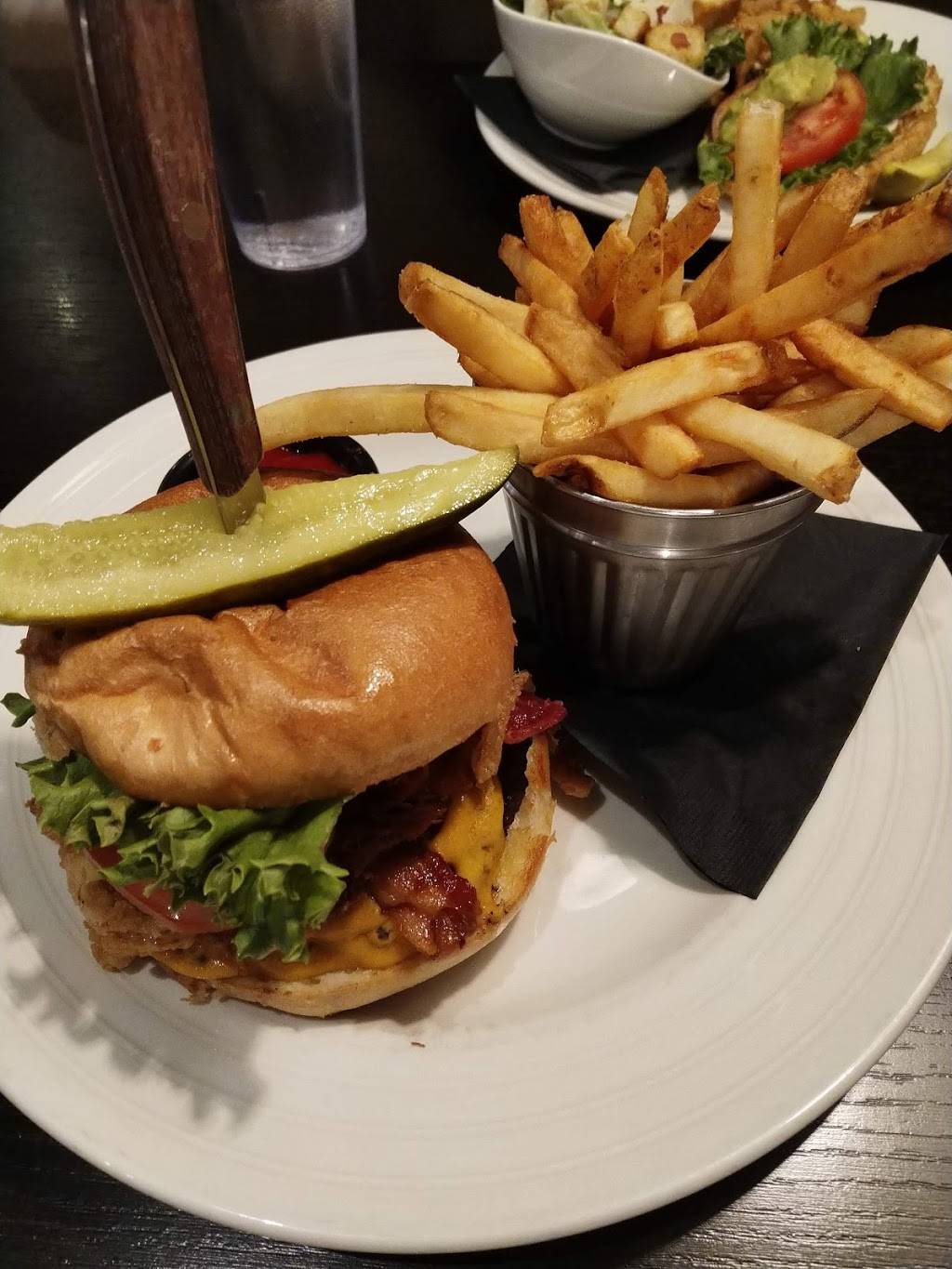 The Wave | restaurant | 1151 Richmond Rd, London, ON N6A 3K7, Canada | 5196613007 OR +1 519-661-3007