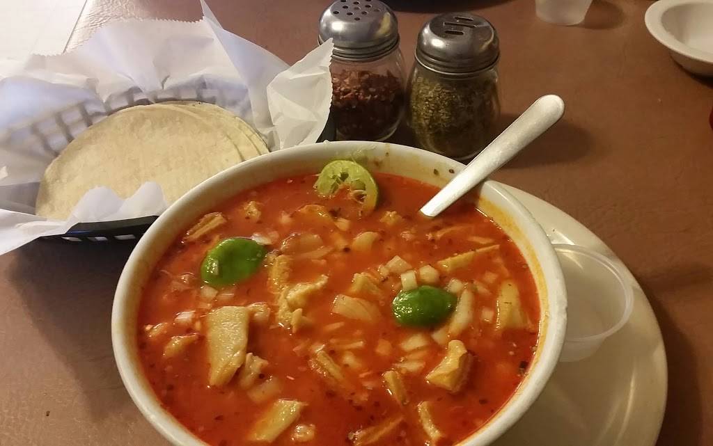 La Familiar New Mexican Food Restaurant | restaurant | 1611 4th St NW, Albuquerque, NM 87102, USA | 5052429661 OR +1 505-242-9661