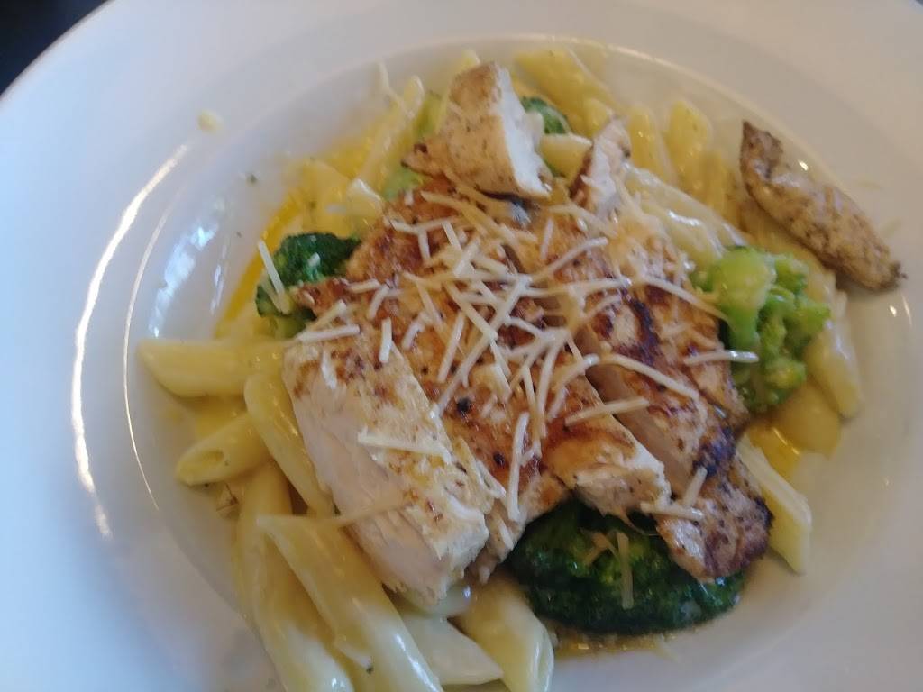 Ruby Tuesday | restaurant | 2951 Plank Rd, Fredericksburg, VA 22401, USA | 5407854400 OR +1 540-785-4400